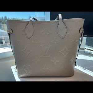Louis Vuitton Neverfull Tourterelle Turtledove Empreinte MM Includes Pochette